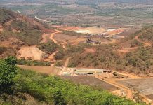 On hollow ground: Zimbabwean town on the brink of collapse